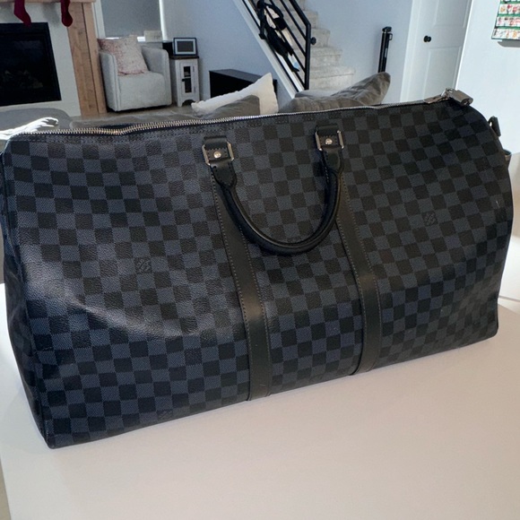 Louis Vuitton Other - Louis Vuitton Duffle Bag (unisex)